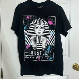 The Young & Wild Hustle Egyptian T-Shirt size M